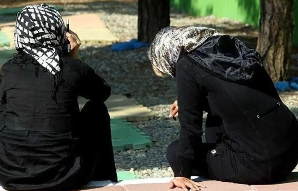 دختران - اعتیاد