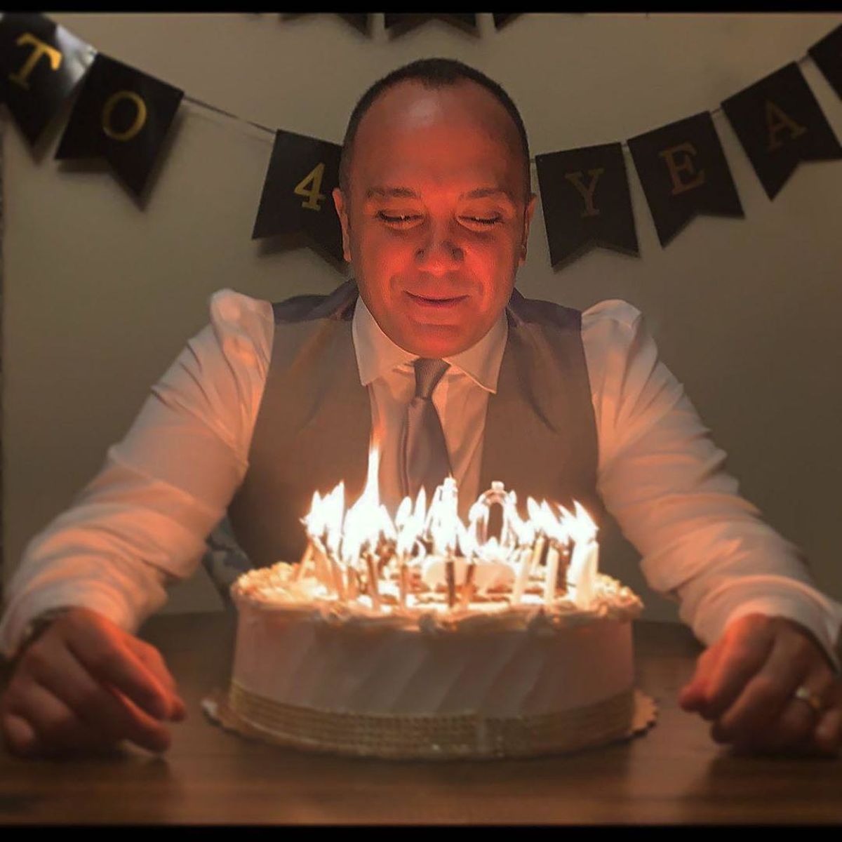 جشن تولد احسان کرمی