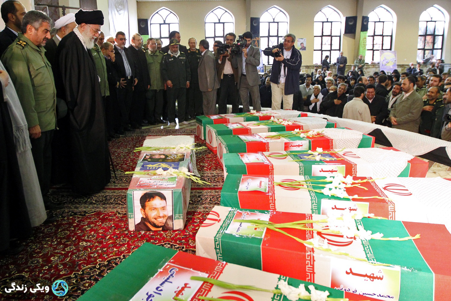 حضور رهبر انقلاب در مراسم تشییع پیکر شهدای جهاد خودکفایی سپاه