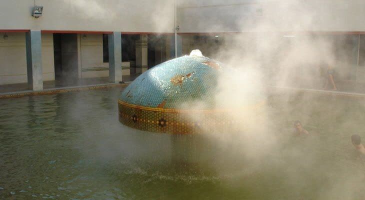 چشمه آبگرم سرعین