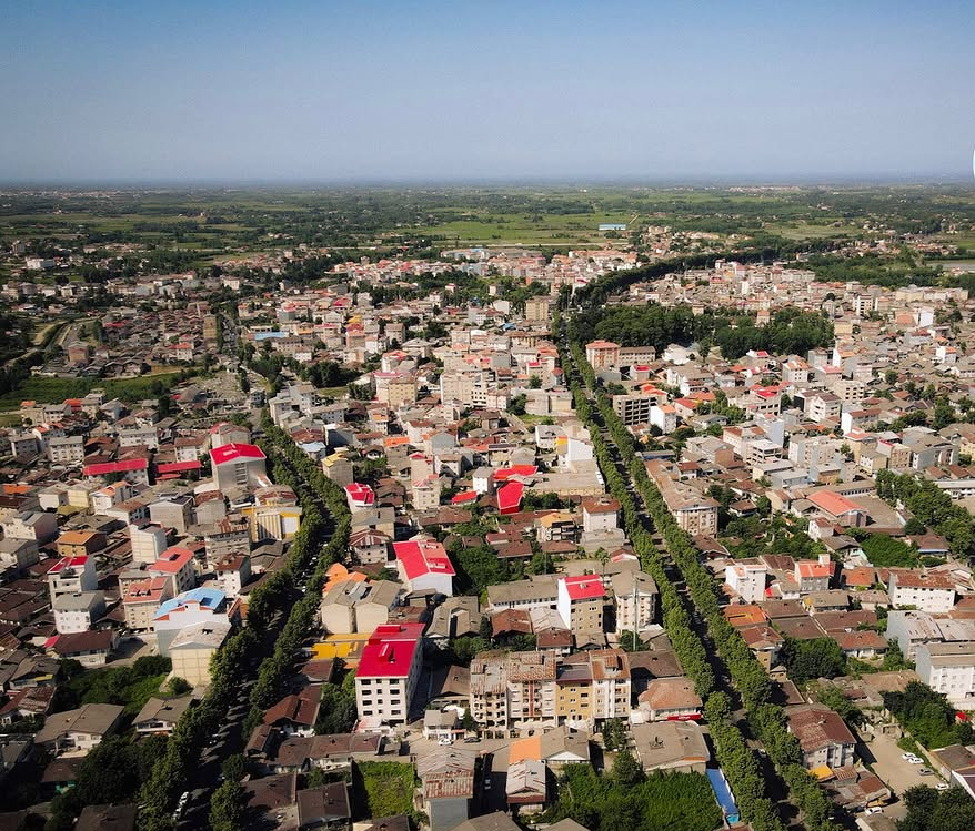 نمایی هوایی از شهر فومن