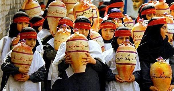 قلک‌های دختران ایرانی؛ با شعار جنگ جنگ تا پیروزی