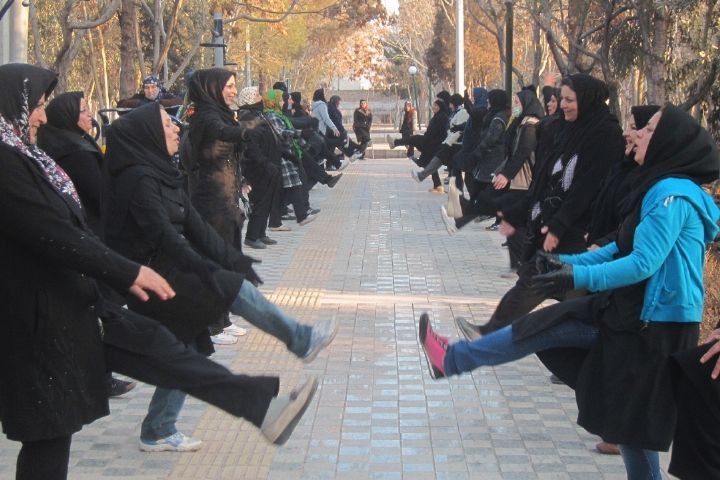 ورزش صبحگاهی بانوان