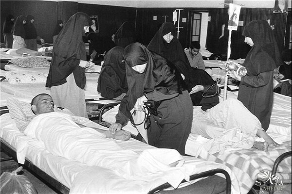 پرستاری زنان در بیمارستان صحرایی پادگان ابوذر