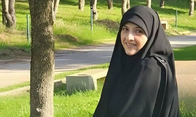 معصومه کرباسی