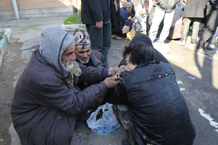 مردان- اعتیاد