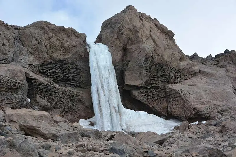 آبشار یخی دماوند