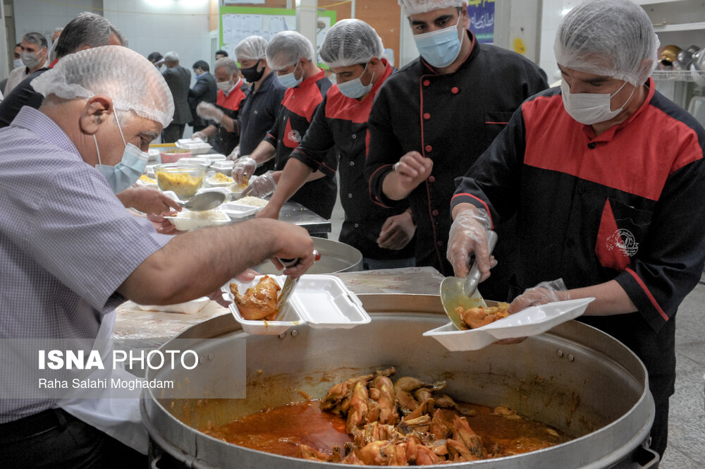 آمادهکردن غذای نذری