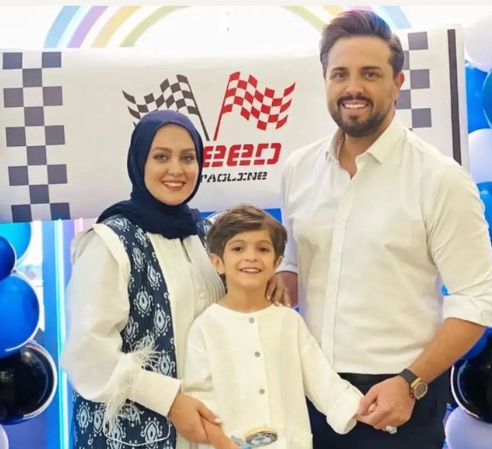 پدرام کریمی مجری تلویزیون به همراه فرزند و همسر