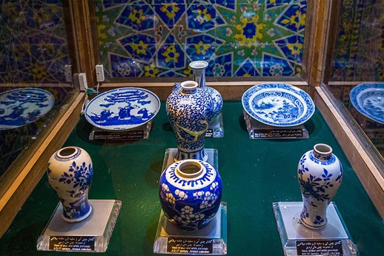 موزه چینی‌خانه در بقعه شیخ صفی‌الدین اردبیلی