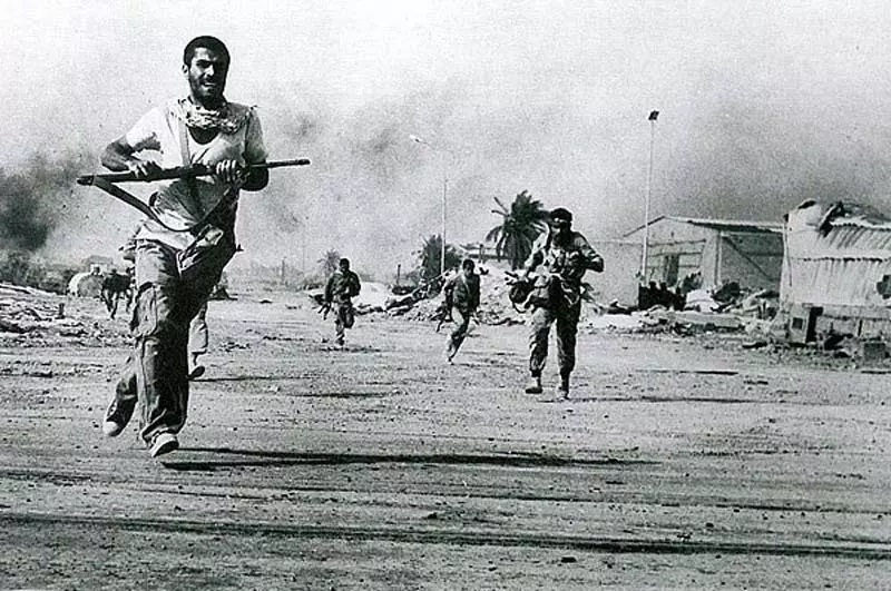 مقاومت ۳۵ روزه مردم خرمشهر در برابر تهاجم نیروی بعث عراق