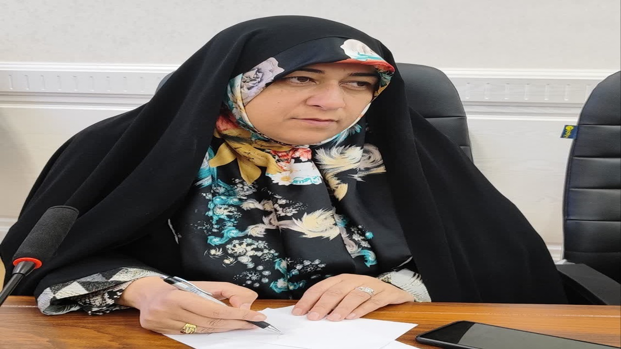 نشست گفت‌وگو با فعالان و نخبگان حوزه زن و خانواده با حضور بی‌بی فاطمه حقیرالسادات