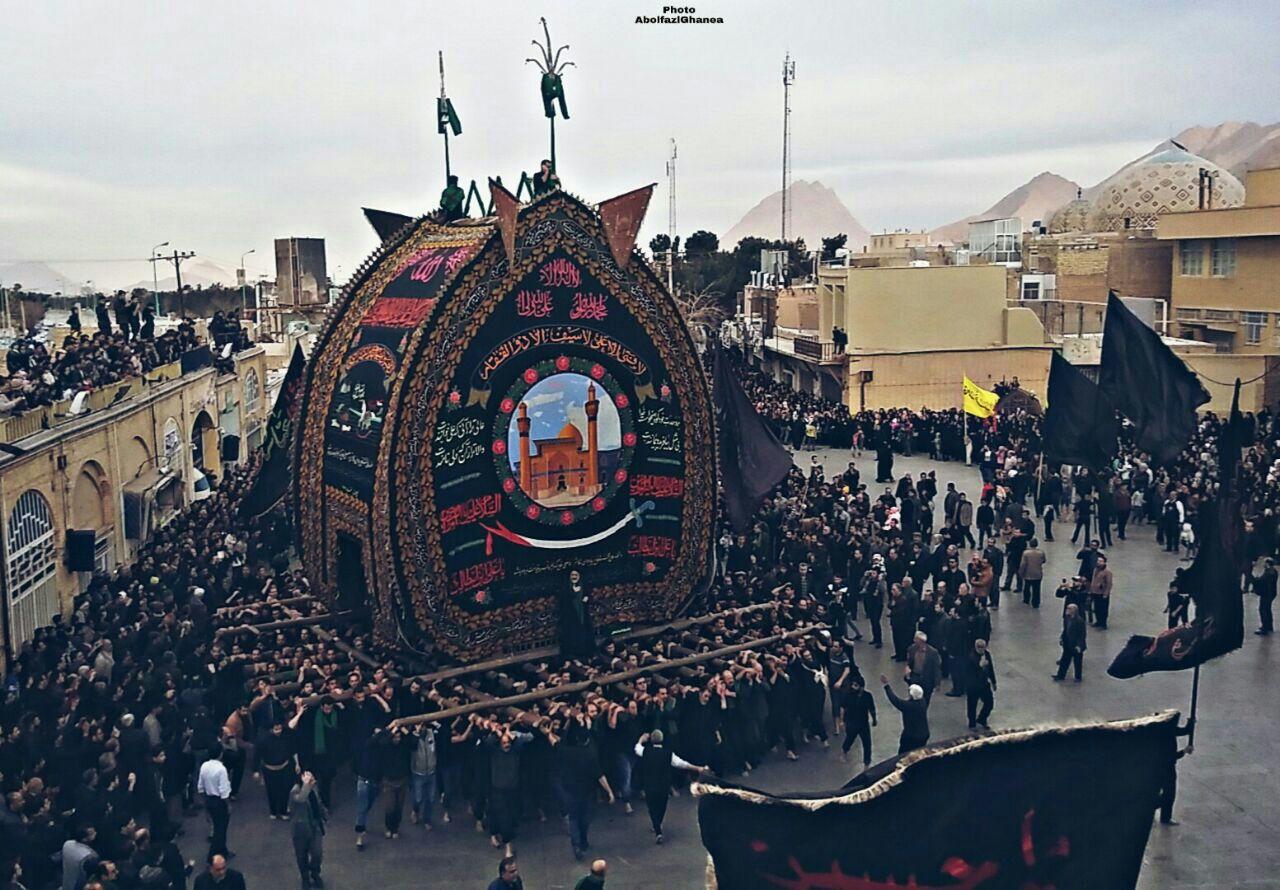 نخل گردانی در تفت