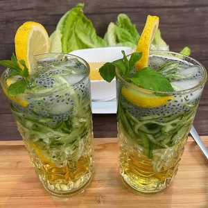 شربت سکنجبین تهیه شده با سرکه انگو