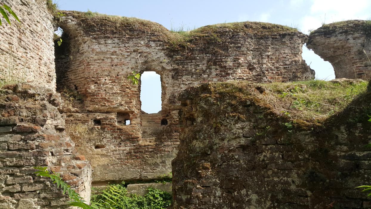 قلعه لیسار تالش