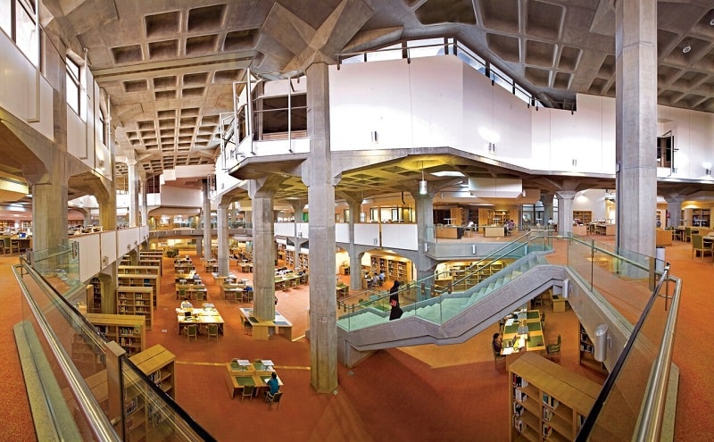 مجموعه‌های کتابخانه ملی ایران در تهران