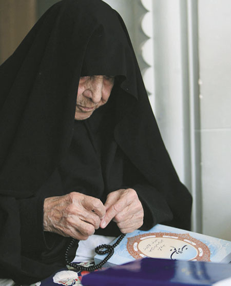 بانو همایونی