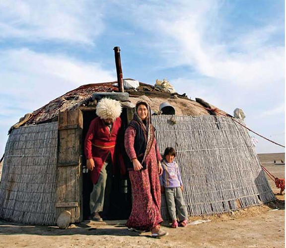 خانه‌های آغاج اوی