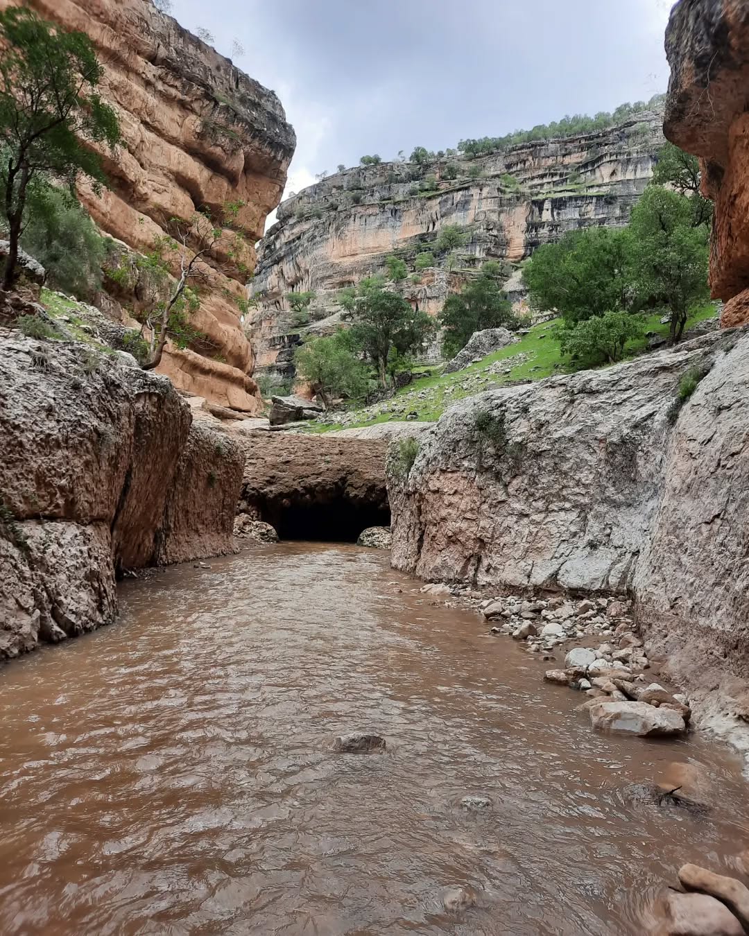 پل خدا در تنگه شیرز