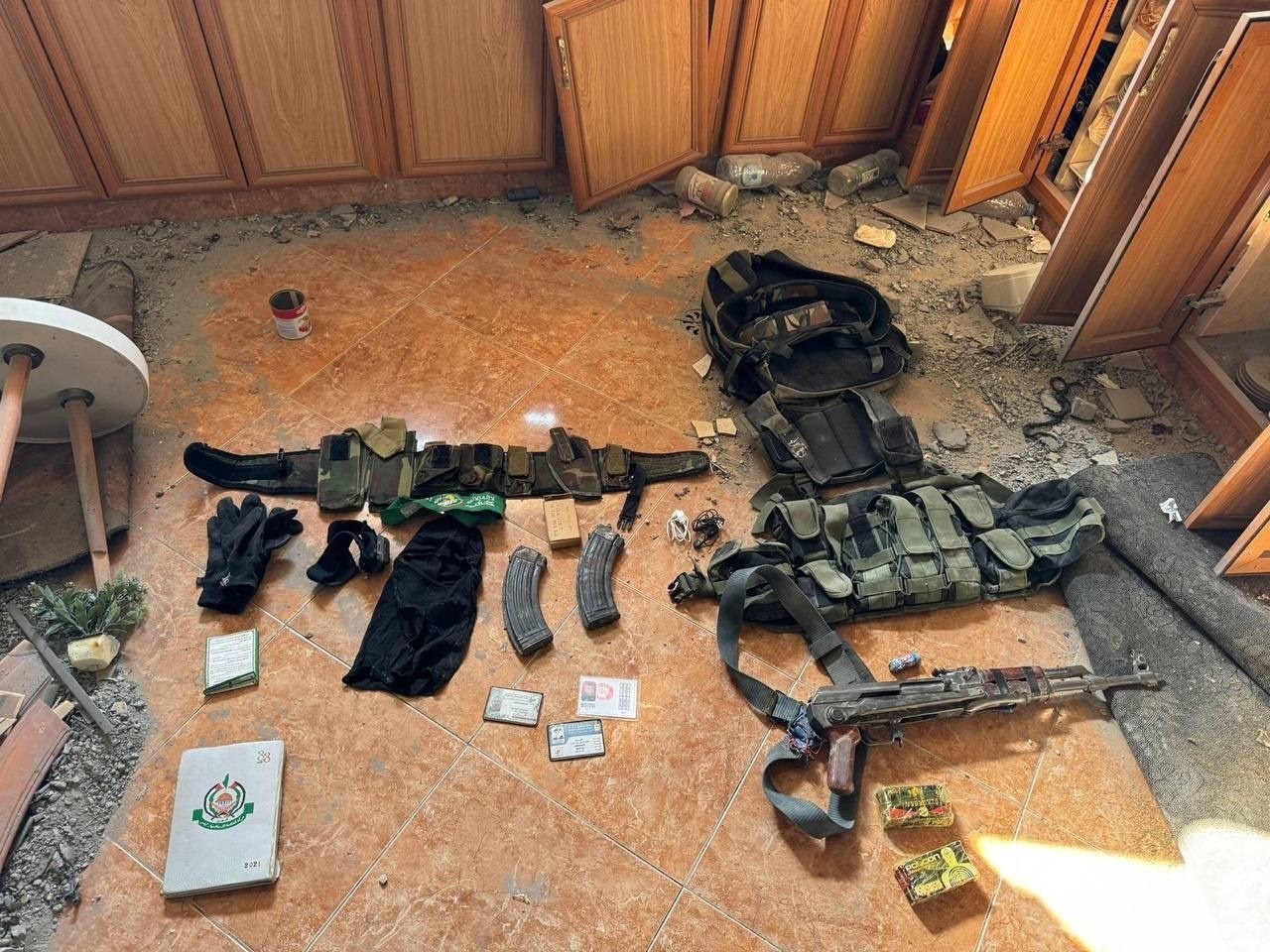 وسایل یحیی سنوار -ترور یحیی سنوار