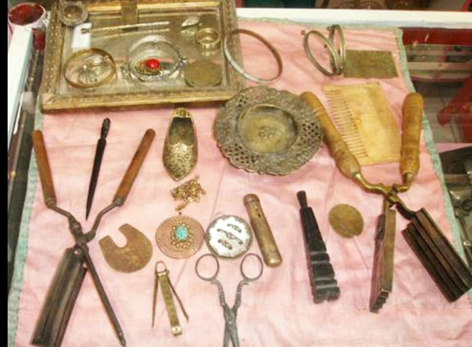 وسایل آرایش زنان در دوره قاجار