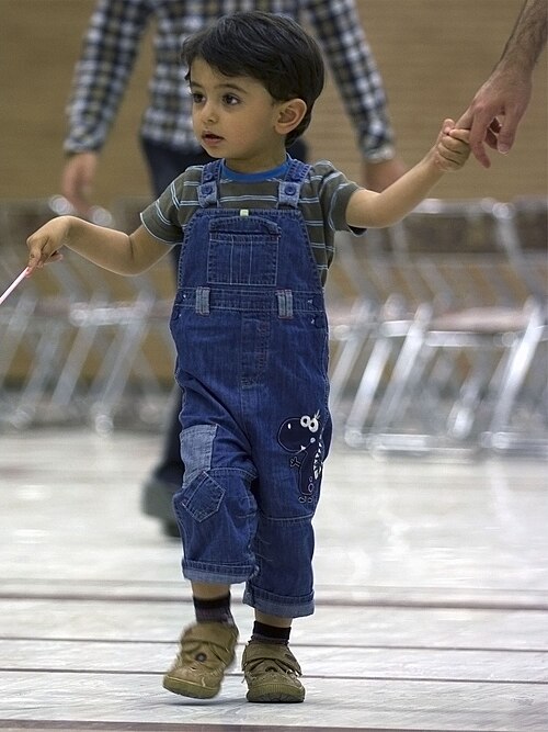 پسر بچه قمی