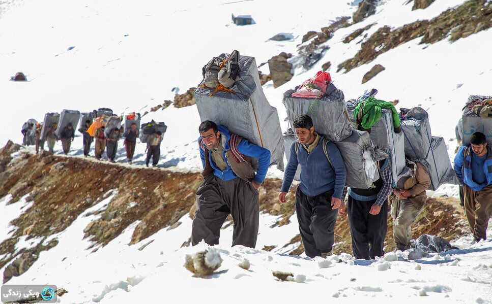 کولبری کولبران در زمستان؛ کوهستان‌های کردستان