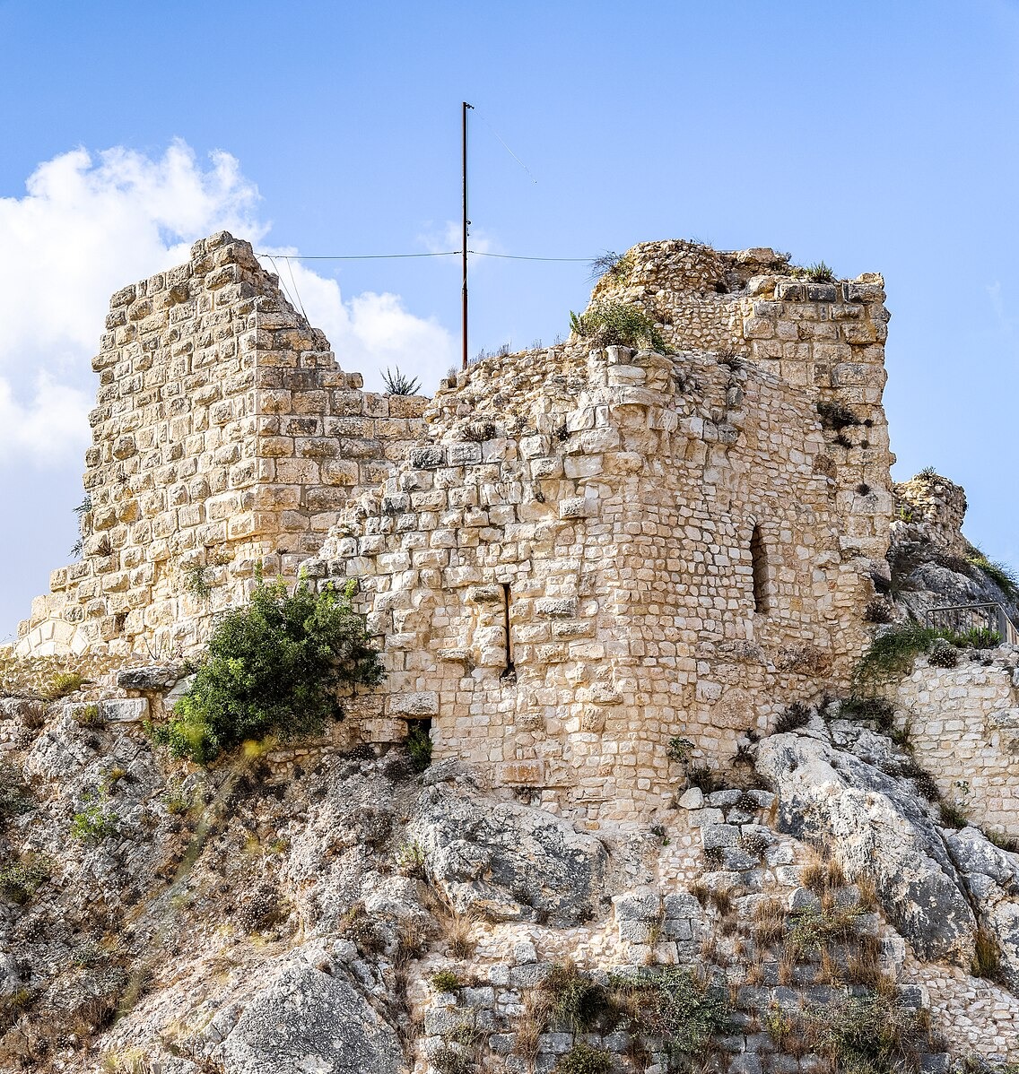 بقایای قلعه باستانی بوفور -قلعه زیبا-قلعه الشقیف-ارنون-لبنان